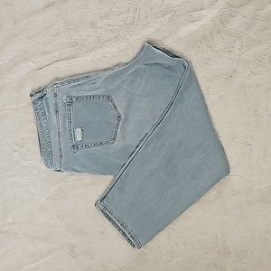 Hollister Curvy High Rise Mom Jeans